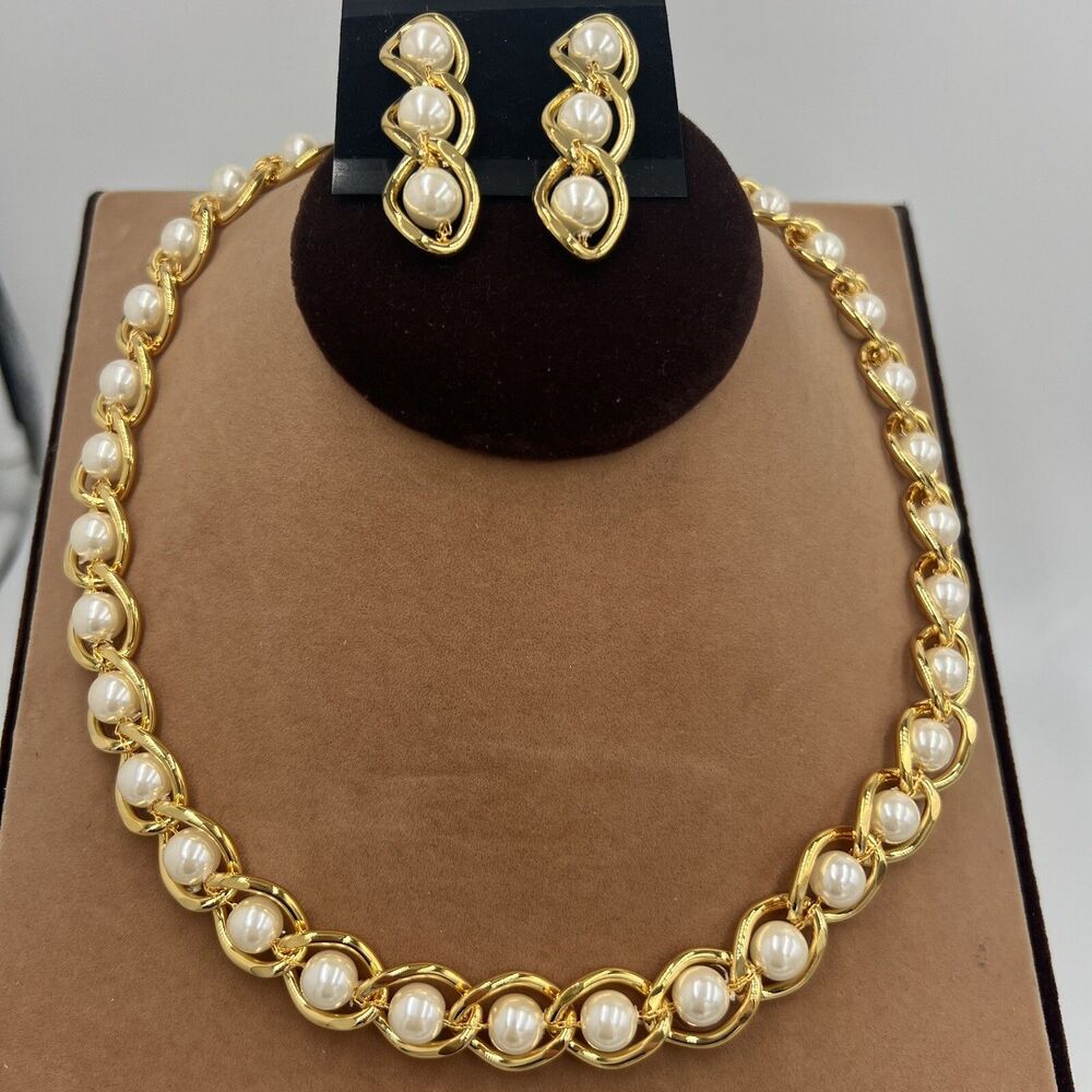 Faux Pearls & Gold Tone Necklace & Earrings Prom, Regal Gold Pageant Jewelry 18"
